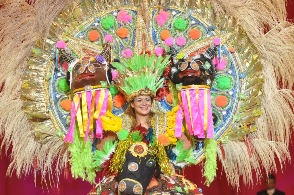 Rayana Rodrigues Fortunato 1 lugar originalidade Carnaval recife foto  Fernando da Hora